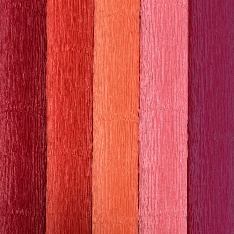 rød farveblanding crepepapir